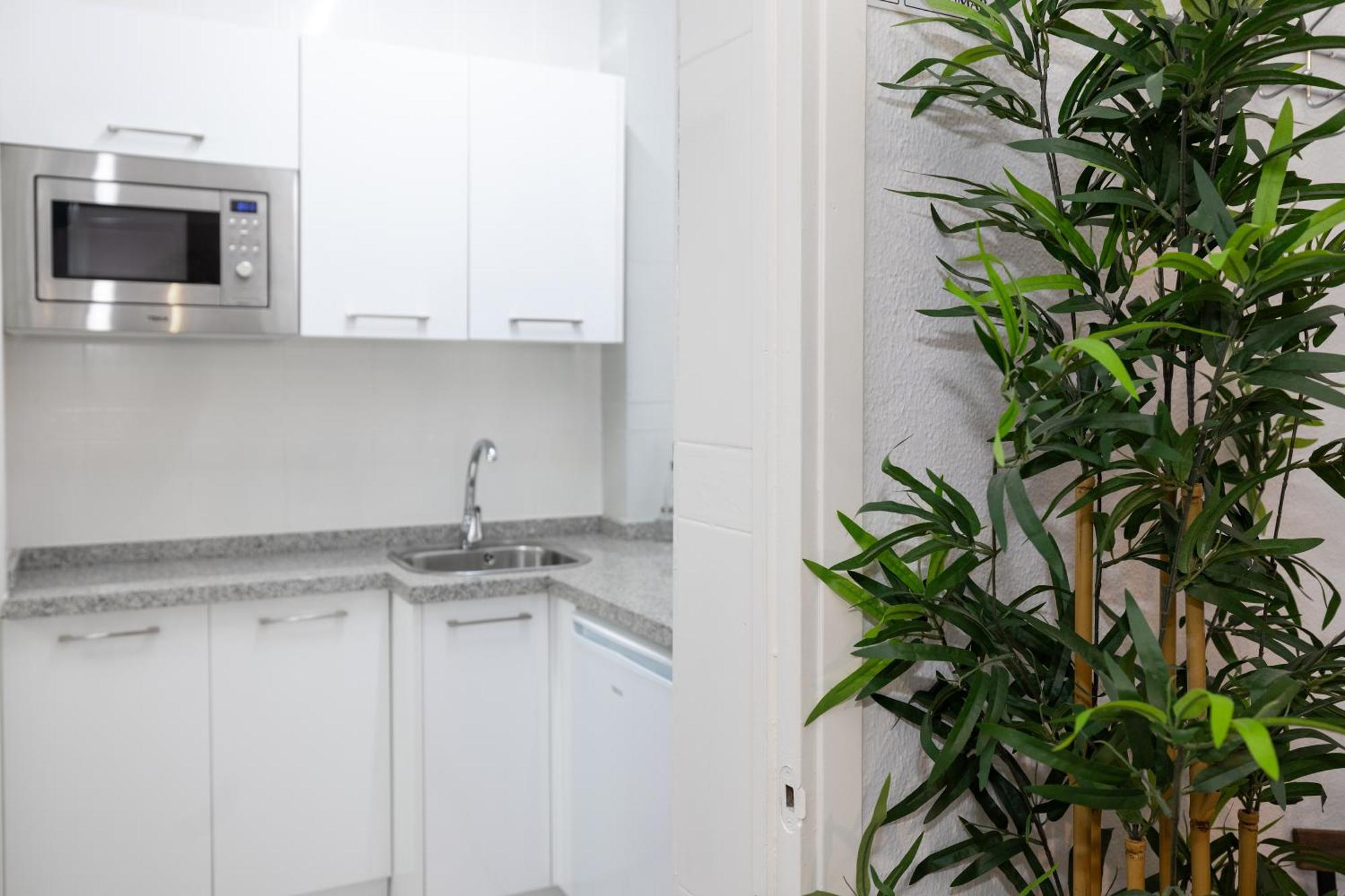 Apartamentos Trianasol Sevilla Bagian luar foto