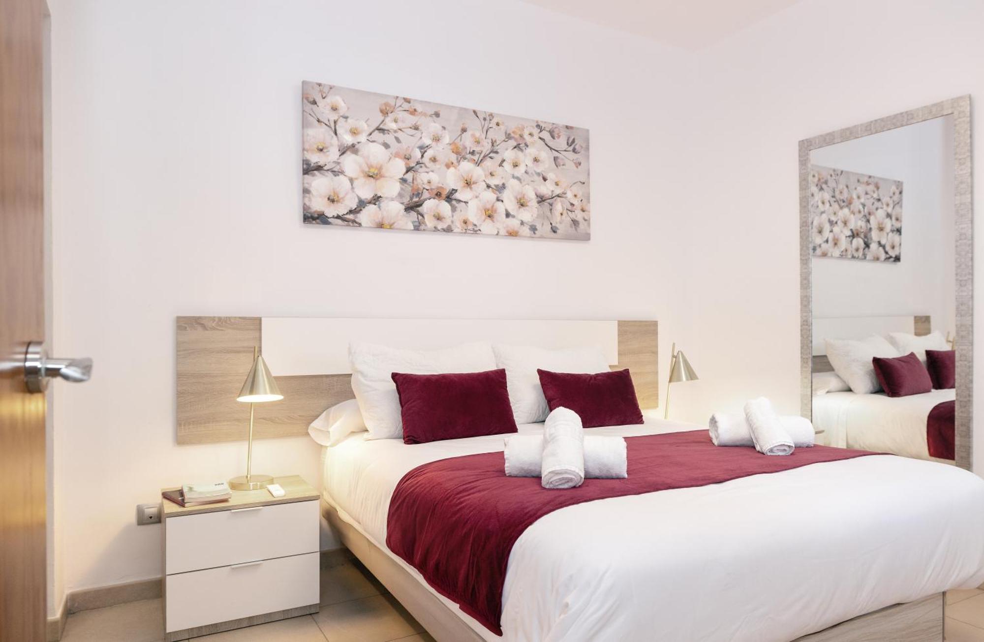 Apartamentos Trianasol Sevilla Bagian luar foto