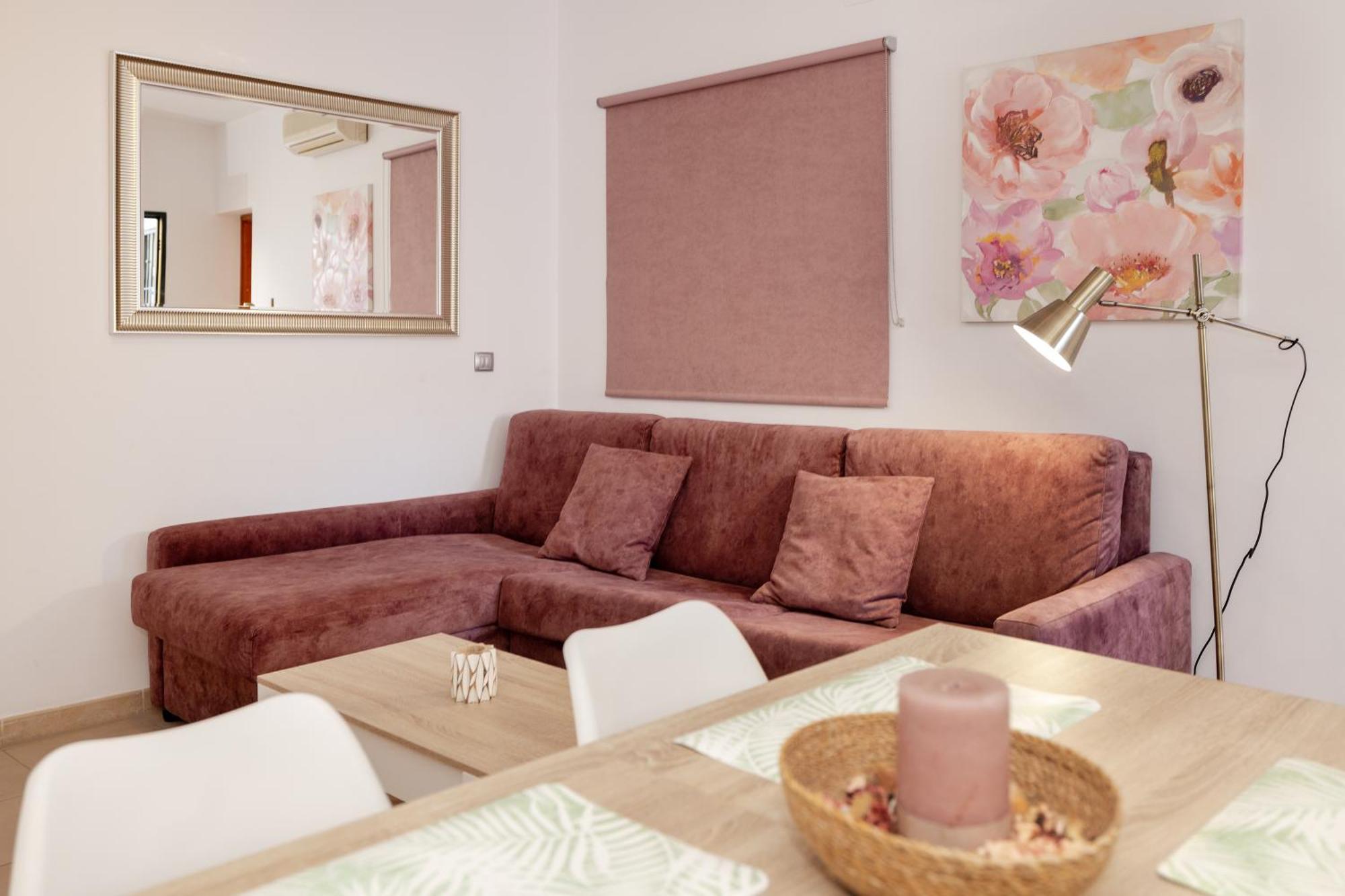 Apartamentos Trianasol Sevilla Bagian luar foto